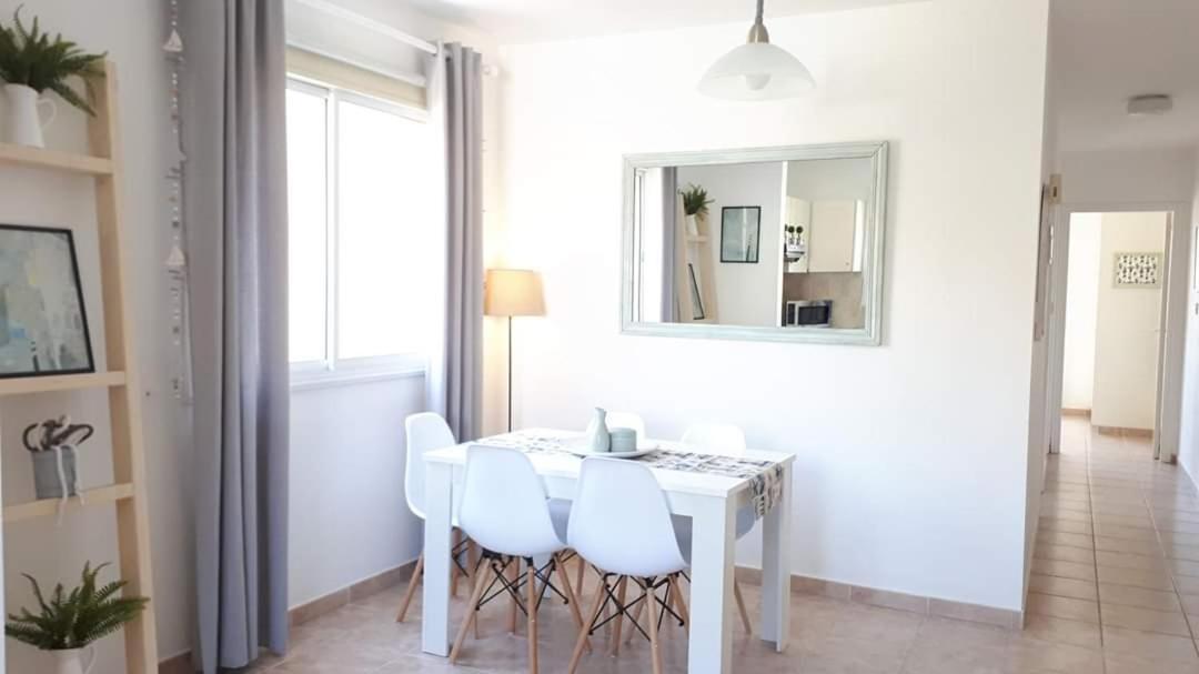 Pafia Modern Apartment Paphos Exterior photo